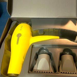 Drybar buttercup blow dryer